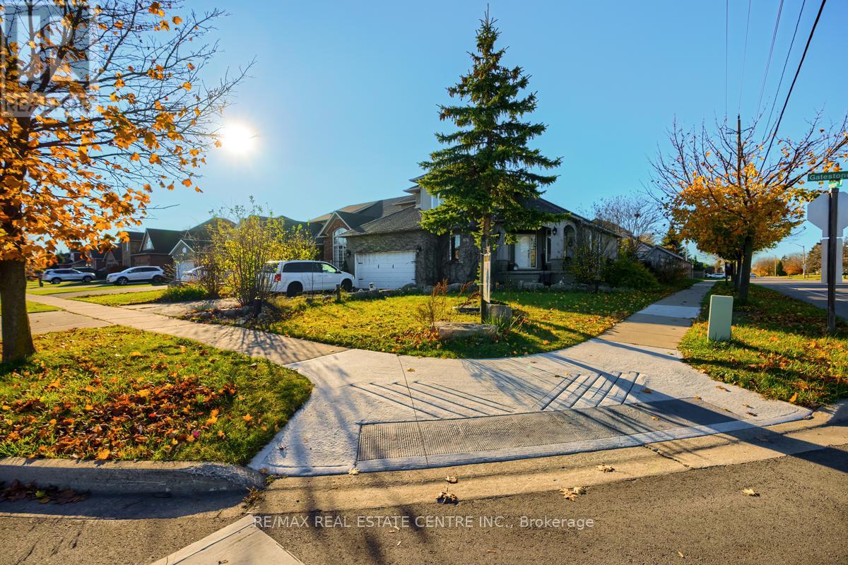 Property at 79 GATESTONE DRIVE image 4