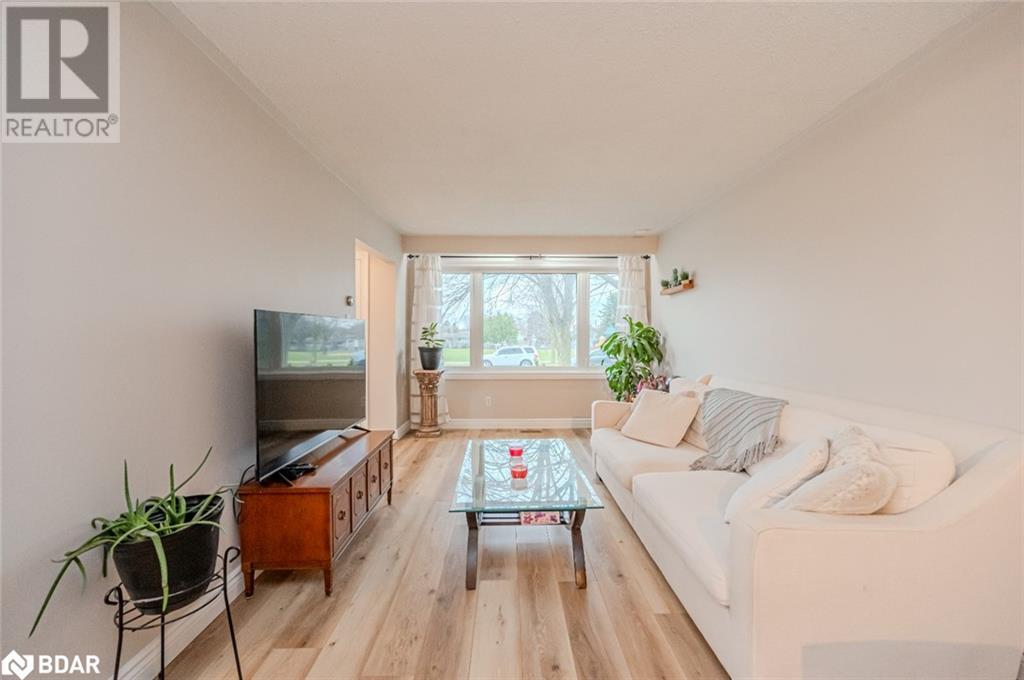 24b Bernick Drive, Barrie, Ontario  L4M 5J5 - Photo 2 - 40685680