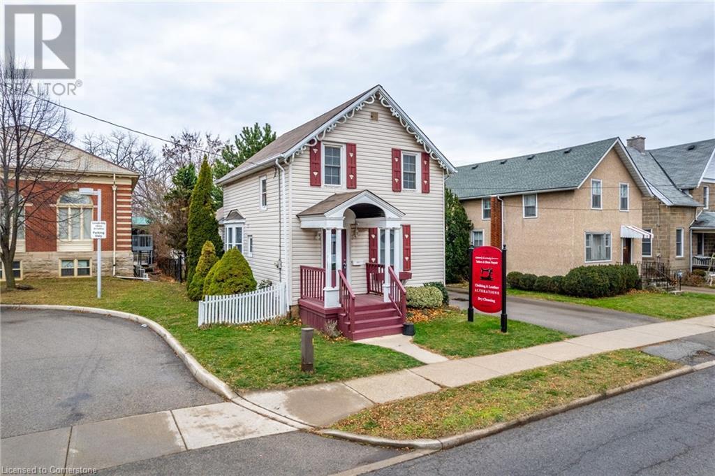 35 ONTARIO Street, Grimsby, Ontario