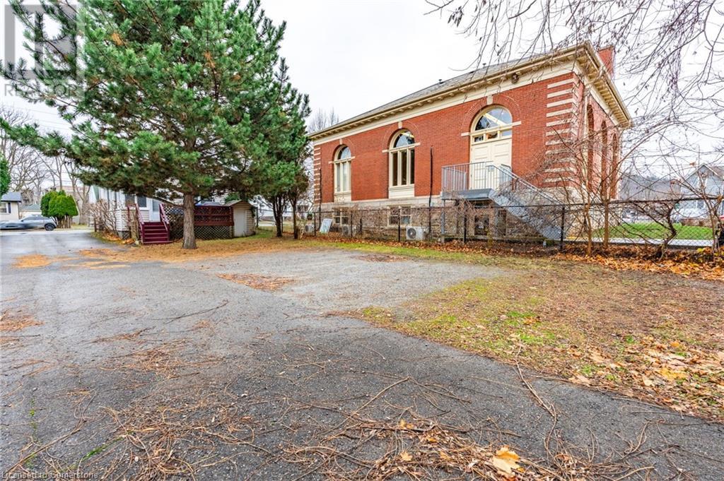 35 Ontario Street, Grimsby, Ontario  L3M 3H2 - Photo 14 - 40685008