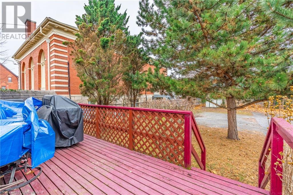 35 Ontario Street, Grimsby, Ontario  L3M 3H2 - Photo 11 - 40685008