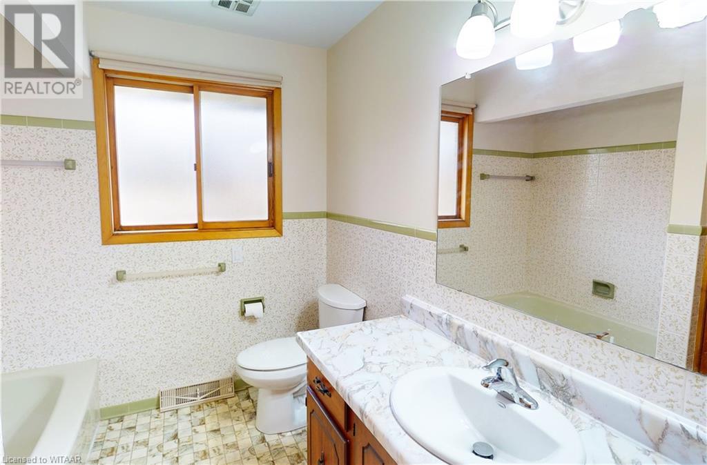 4 Segal DriveTillsonburg, Ontario  N4G 4T8 - Photo 16 - 40685666