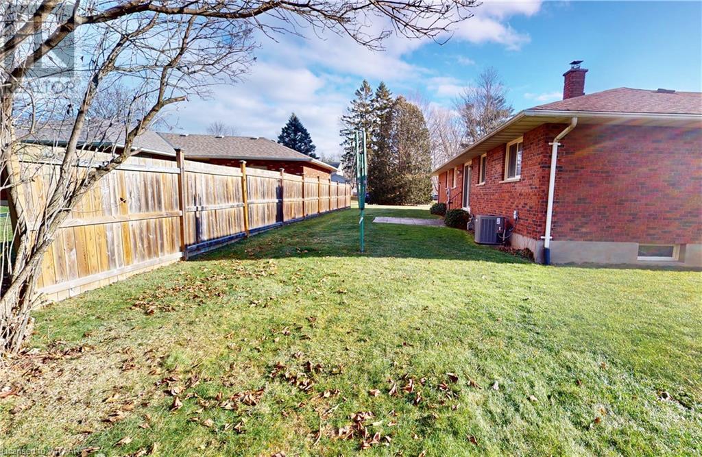 4 Segal DriveTillsonburg, Ontario  N4G 4T8 - Photo 20 - 40685666