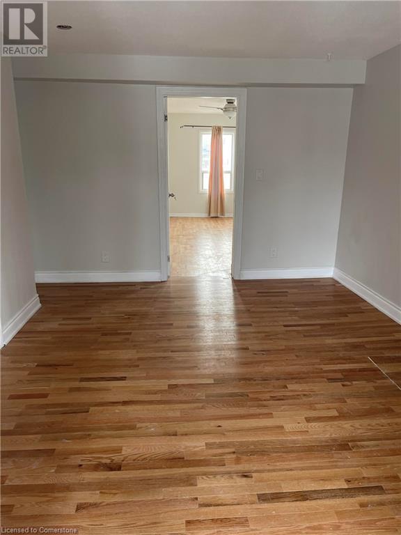 9 Oakdale Avenue Unit# 1, St. Catharines, Ontario  L2P 2B8 - Photo 7 - 40685653