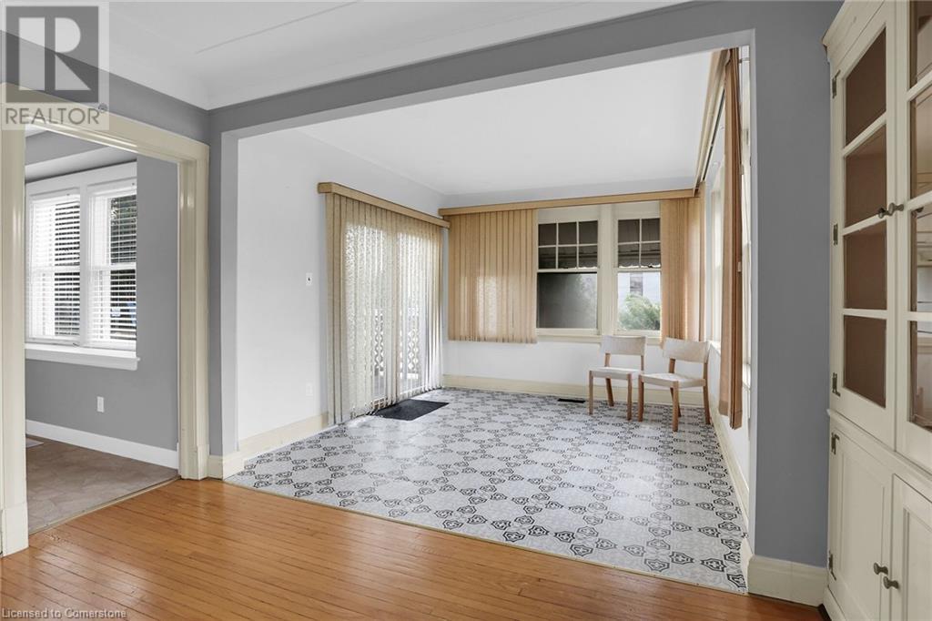 77 Main Street E, Grimsby, Ontario  L3M 1N5 - Photo 8 - 40685706