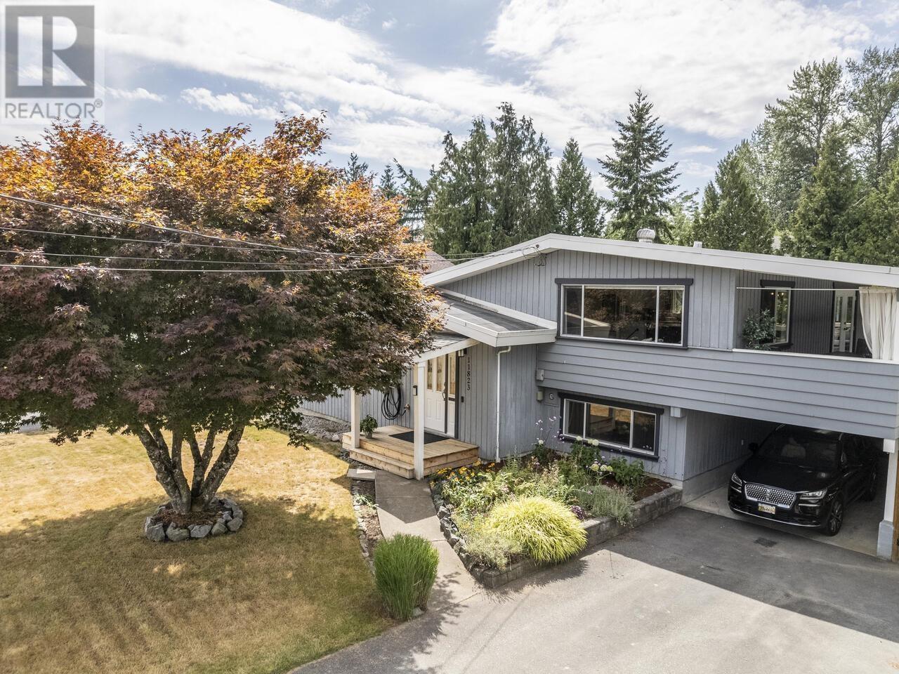 11823 Stephens Street, Maple Ridge, British Columbia  V2X 6S2 - Photo 1 - R2950786