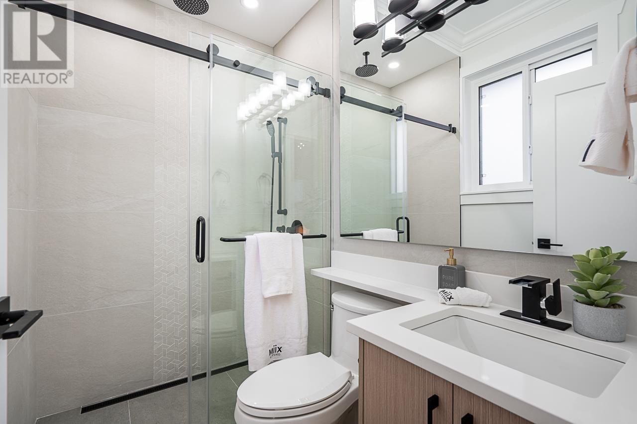3784 Forest Street, Burnaby, British Columbia  V5G 1W6 - Photo 23 - R2943780
