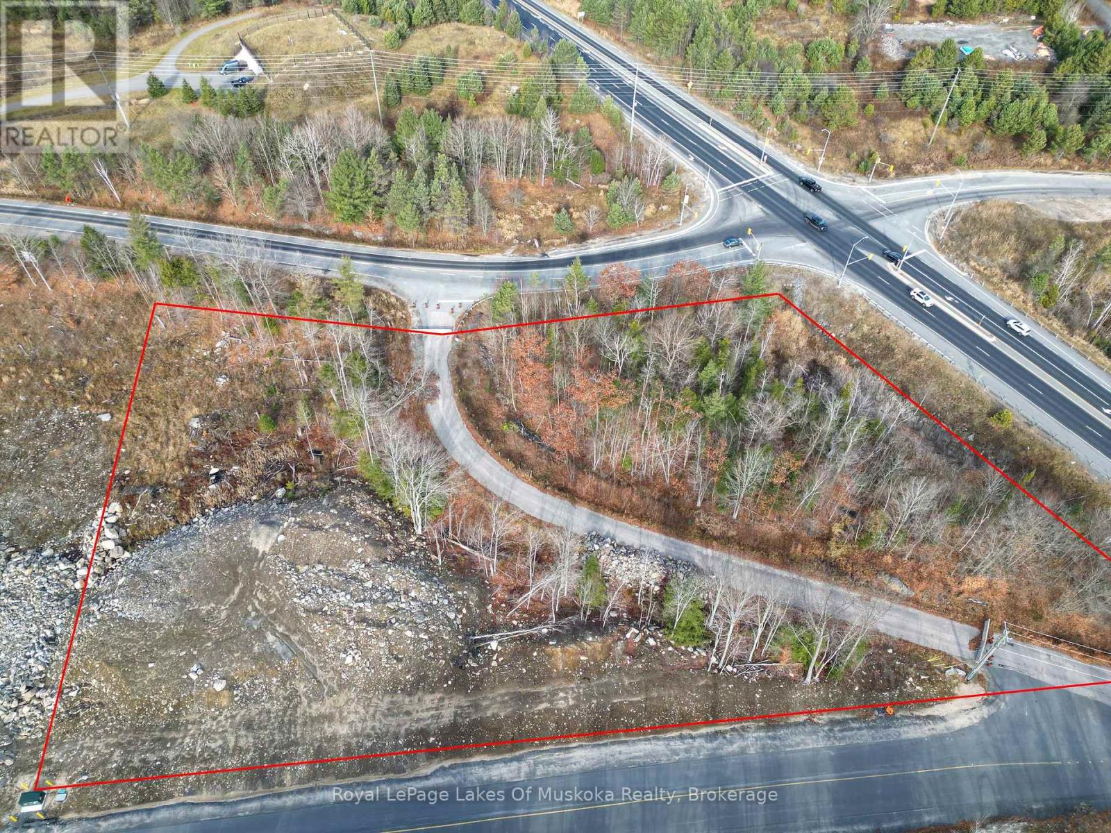 5 Hanes Road, Huntsville (Chaffey), Ontario  P1H 1M3 - Photo 2 - X11895524