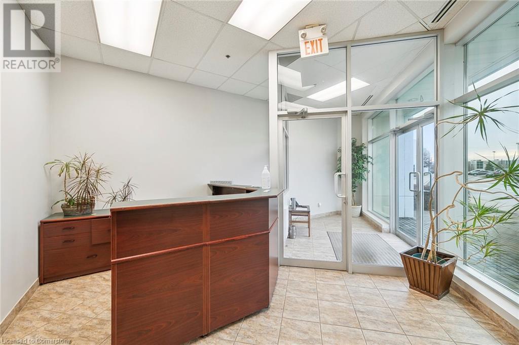 1050 Pachino Court Unit# 4, Burlington, Ontario  L7L 6B9 - Photo 5 - 40685696