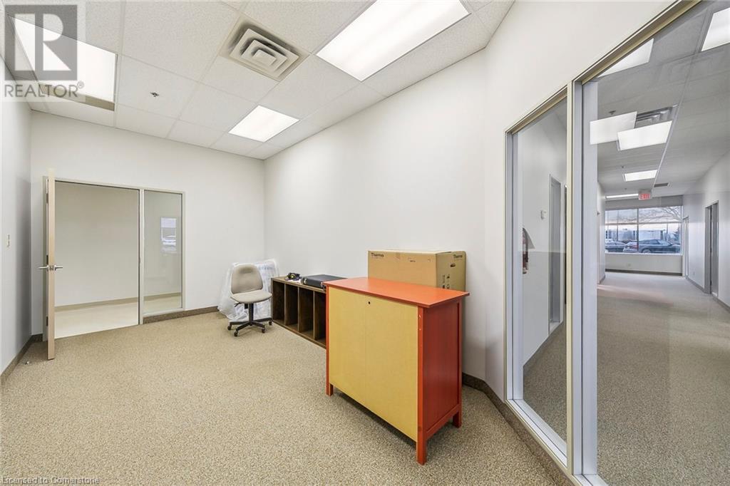 1050 Pachino Court Unit# 4, Burlington, Ontario  L7L 6B9 - Photo 15 - 40685696