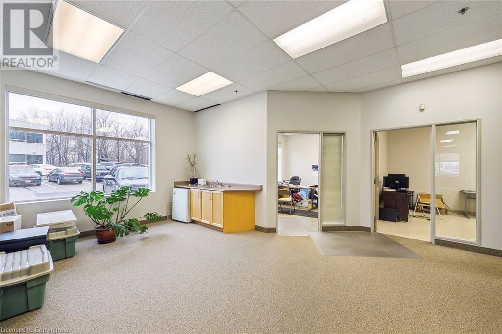 1050 Pachino Court Unit# 4, Burlington, Ontario  L7L 6B9 - Photo 9 - 40685696