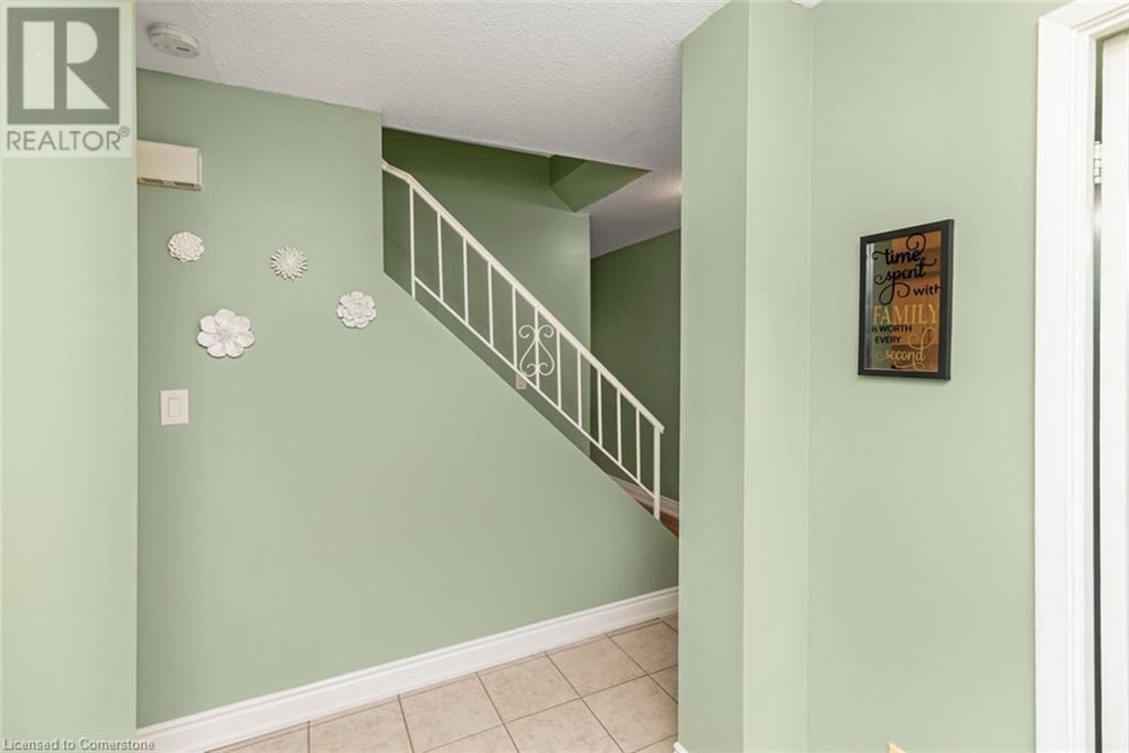 100 St Andrews Court Unit# 25, Hamilton, Ontario  L8K 6H2 - Photo 19 - 40685723