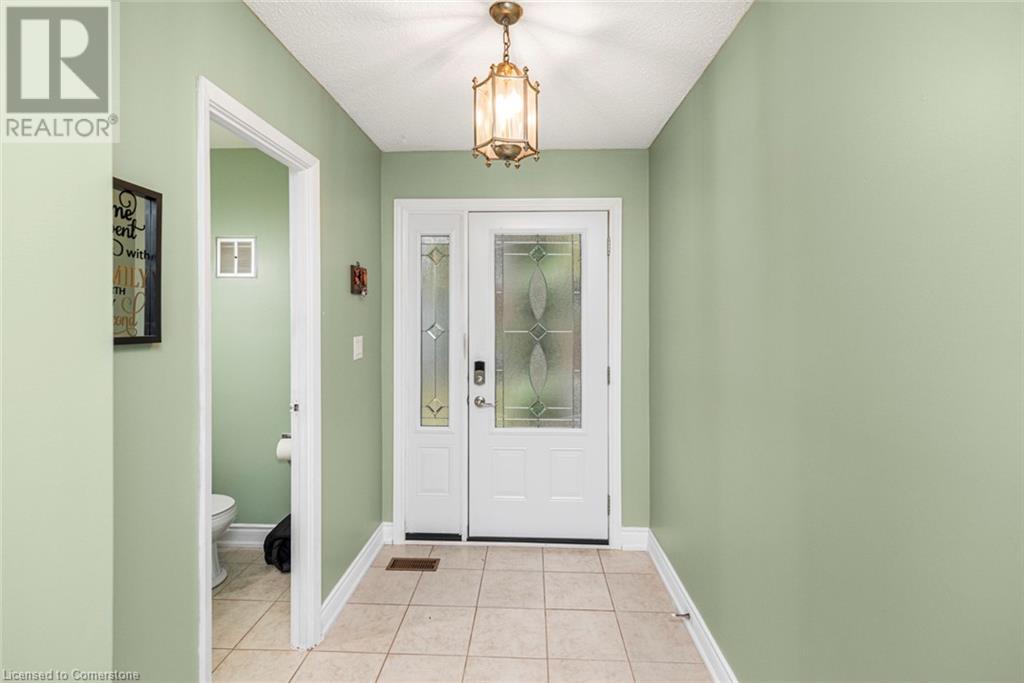 100 St Andrews Court Unit# 25, Hamilton, Ontario  L8K 6H2 - Photo 5 - 40685723