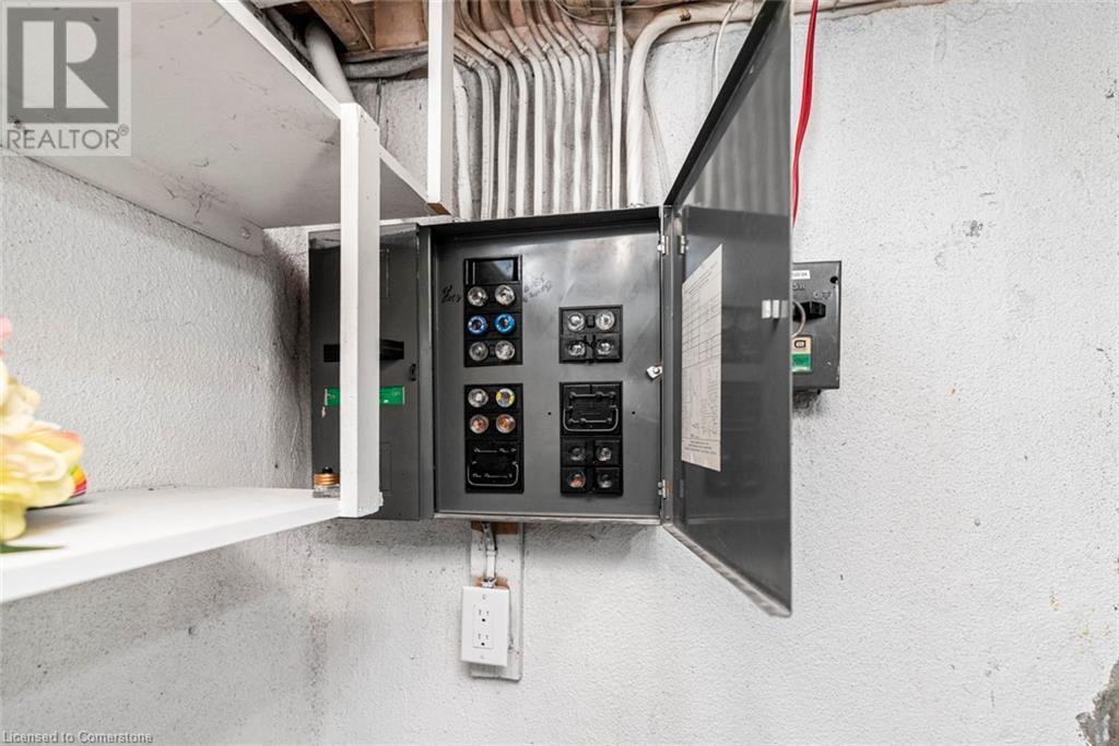 100 St Andrews Court Unit# 25, Hamilton, Ontario  L8K 6H2 - Photo 38 - 40685723