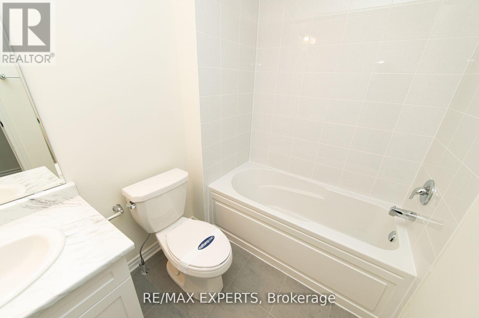 3235 Chimney Swift Crescent, Pickering, Ontario  L0H 1J0 - Photo 28 - E11895529