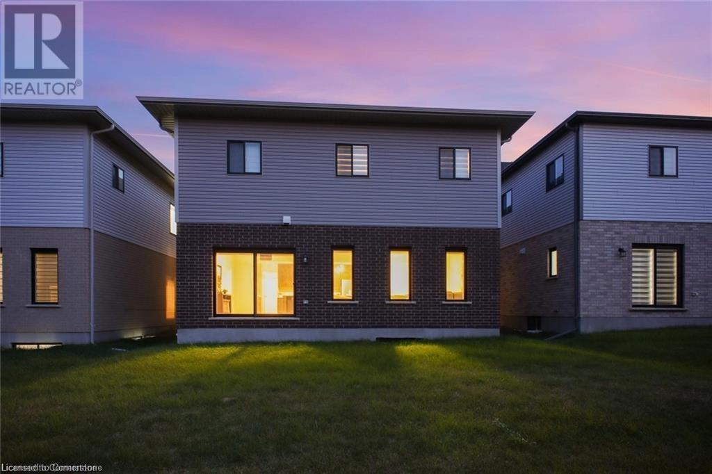 61 Broadacre Drive, Kitchener, Ontario  N3A 3E4 - Photo 38 - 40684016