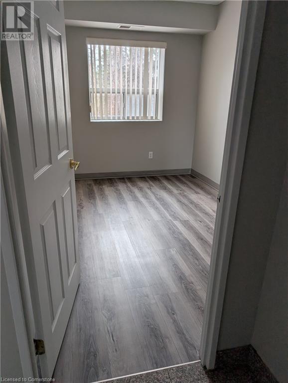 274 Erb Street W Unit# 102, Waterloo, Ontario  N2L 1W2 - Photo 5 - 40685370