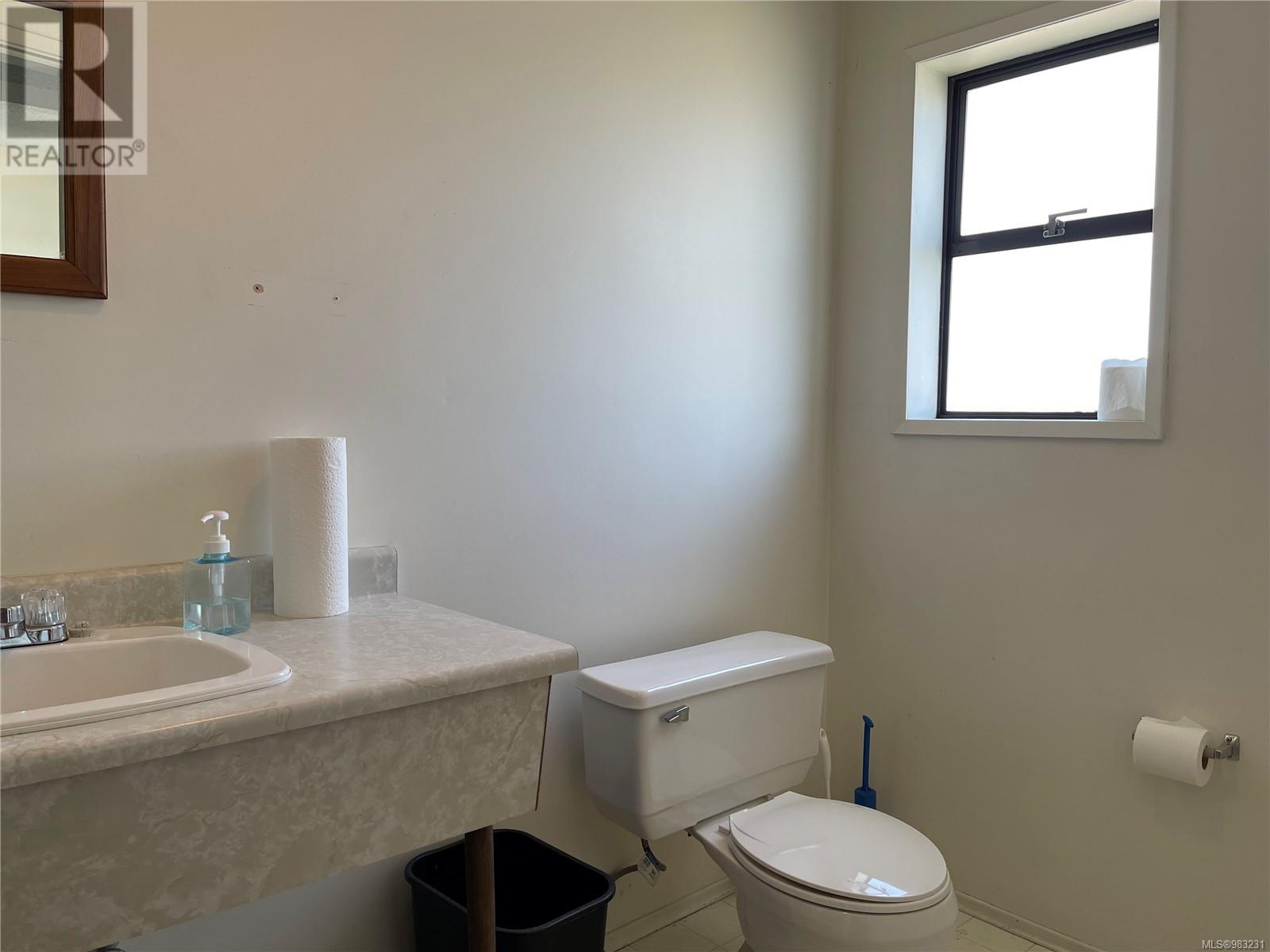 A 5169 Argyle St, Port Alberni, British Columbia  V9Y 1V3 - Photo 5 - 983231