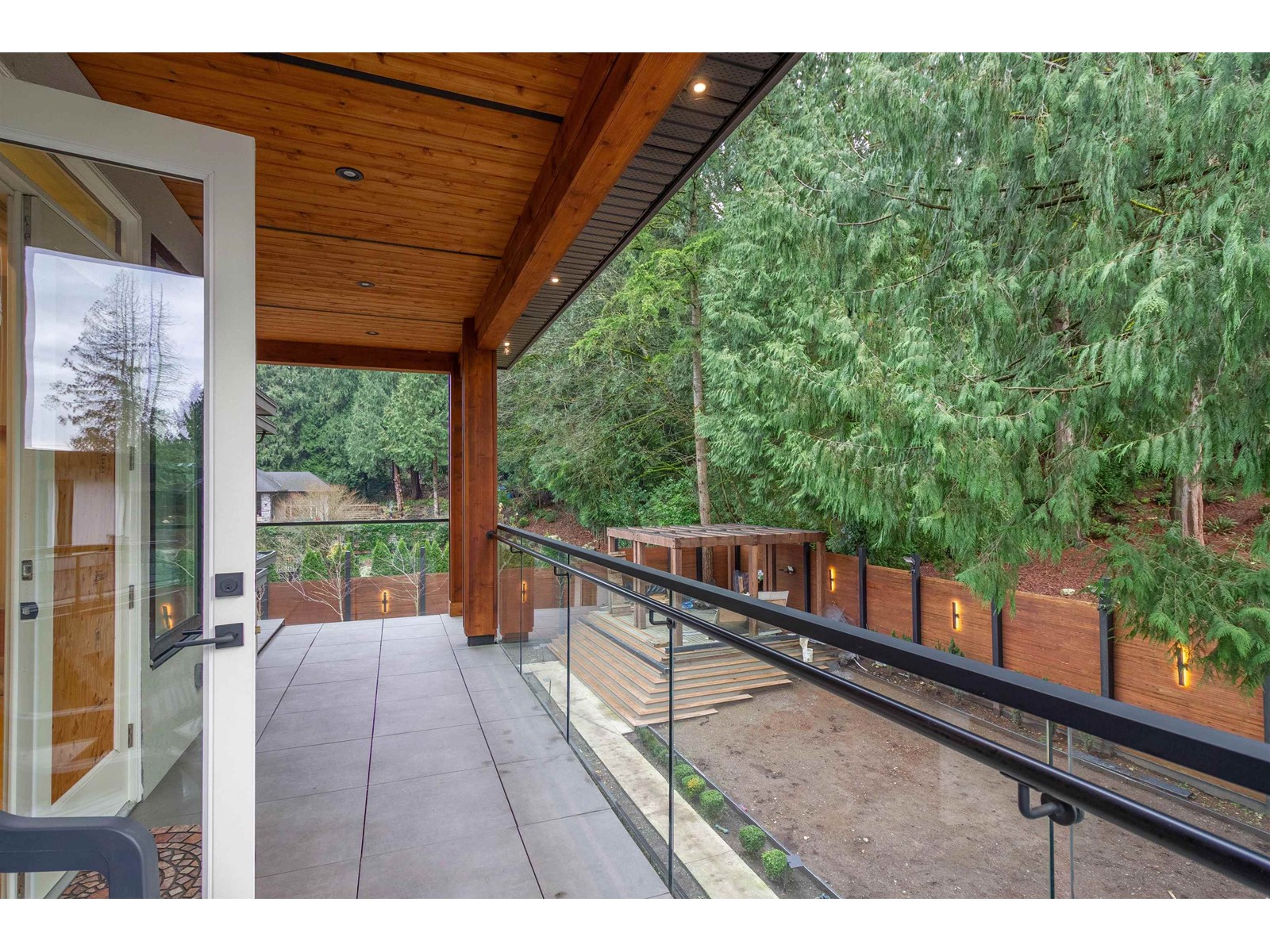 13906 35a Avenue, Surrey, British Columbia  V4P 1L1 - Photo 23 - R2950655