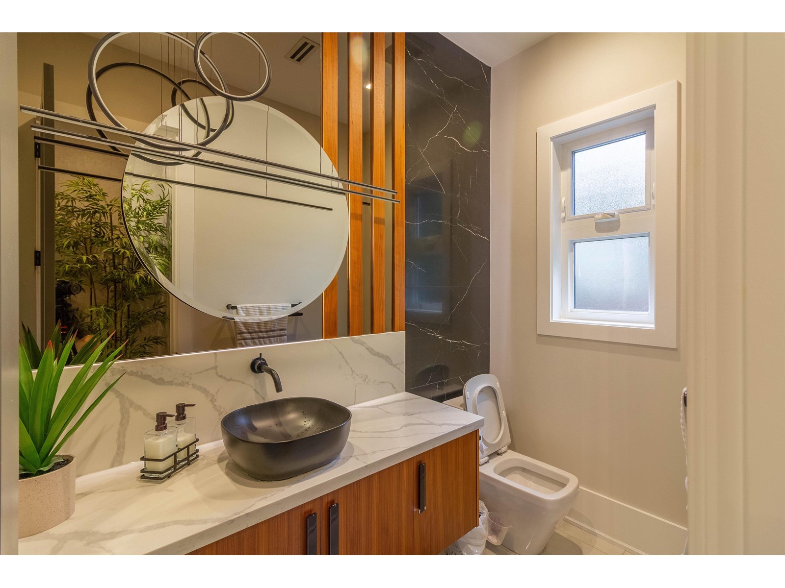 13906 35a Avenue, Surrey, British Columbia  V4P 1L1 - Photo 15 - R2950655