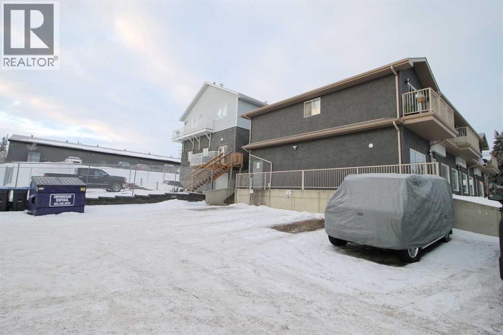 3, 4920 45 Avenue, Sylvan Lake, Alberta  T4S 1J9 - Photo 3 - A2183376