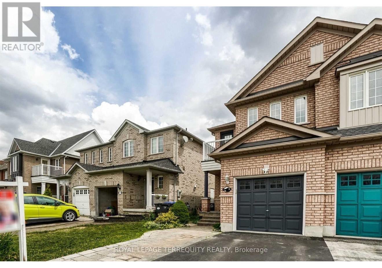 4015 Coachman Circle N, Mississauga, Ontario  L5M 6Y5 - Photo 1 - W11895659