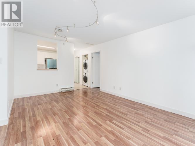 Listing Picture 5 of 22 : 1505 811 HELMCKEN STREET, Vancouver / 溫哥華 - 魯藝地產 Yvonne Lu Group - MLS Medallion Club Member