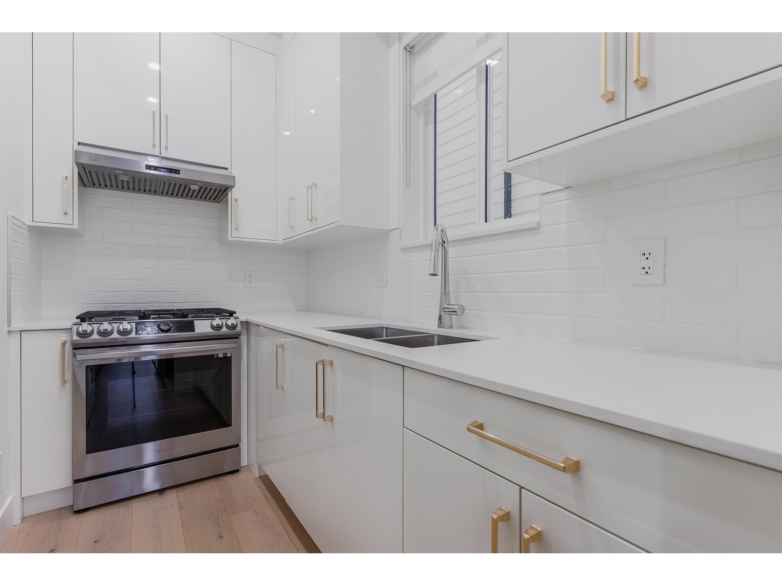16790 20a Avenue, Surrey, British Columbia  V3Z 1H1 - Photo 11 - R2946463