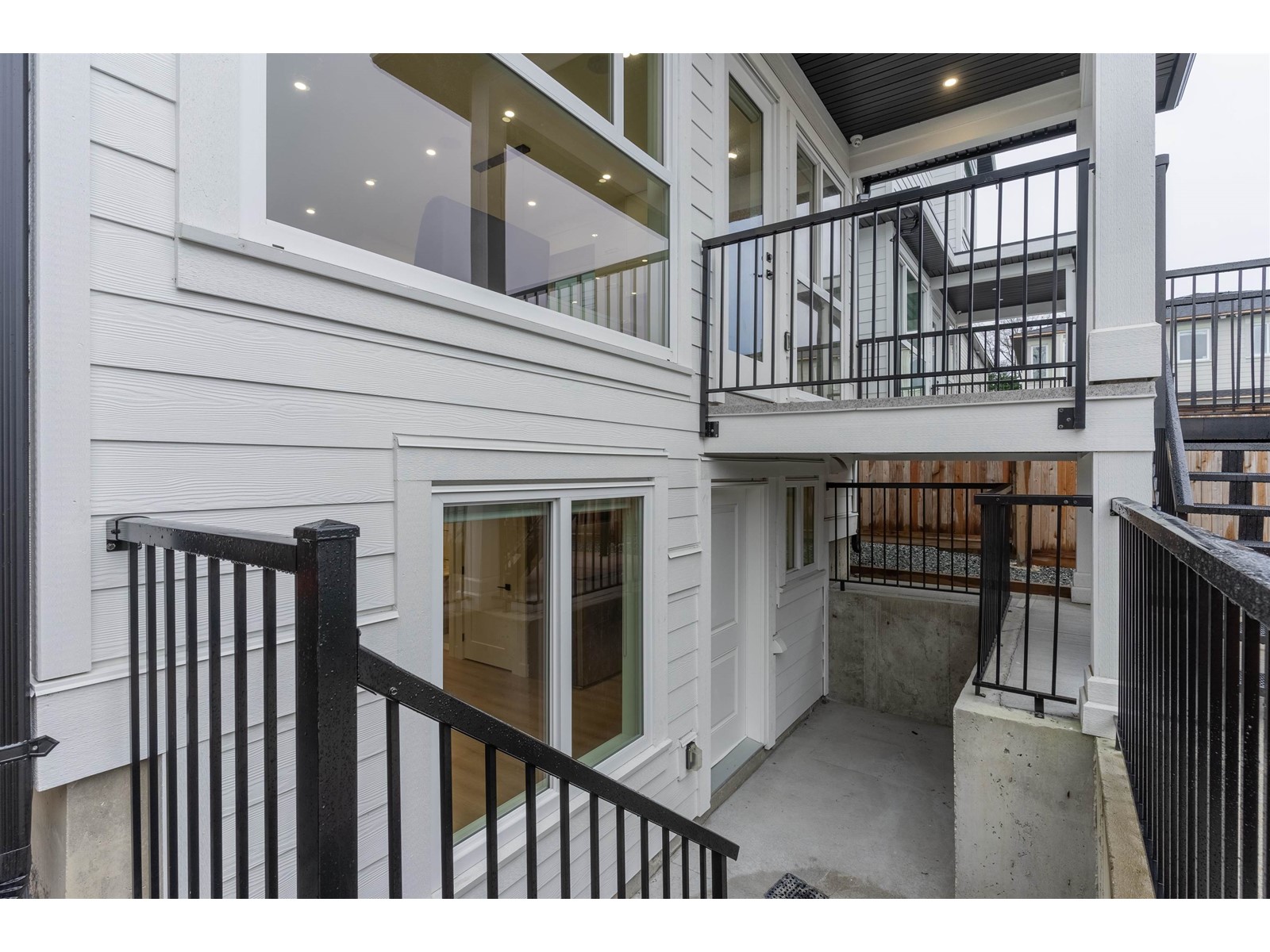16790 20a Avenue, Surrey, British Columbia  V3Z 1H1 - Photo 37 - R2946463