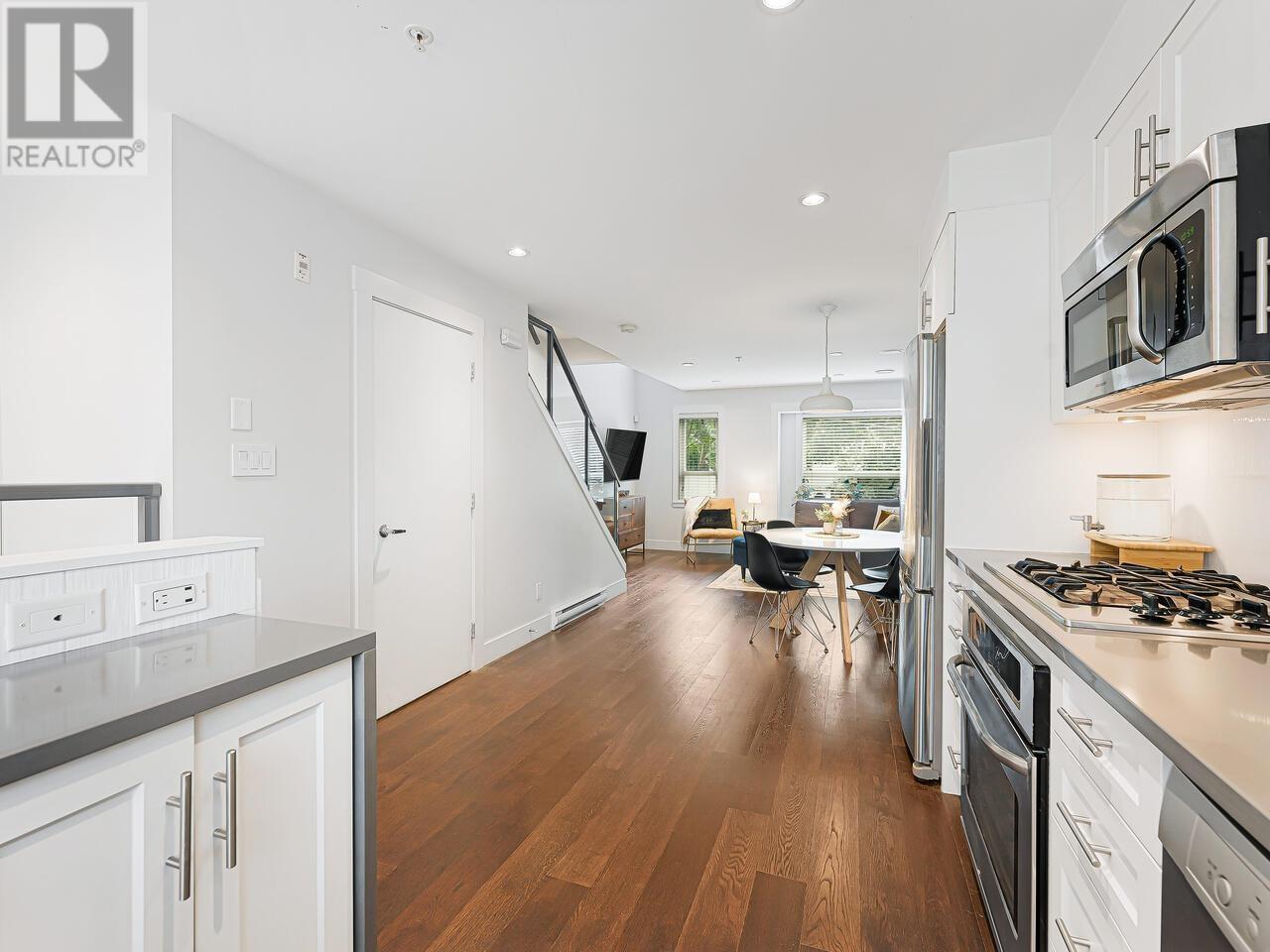 Listing Picture 11 of 40 : 3335 WINDSOR STREET, Vancouver / 溫哥華 - 魯藝地產 Yvonne Lu Group - MLS Medallion Club Member