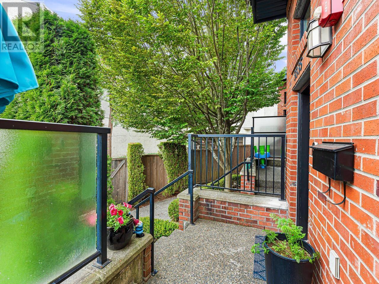 Listing Picture 35 of 40 : 3335 WINDSOR STREET, Vancouver / 溫哥華 - 魯藝地產 Yvonne Lu Group - MLS Medallion Club Member