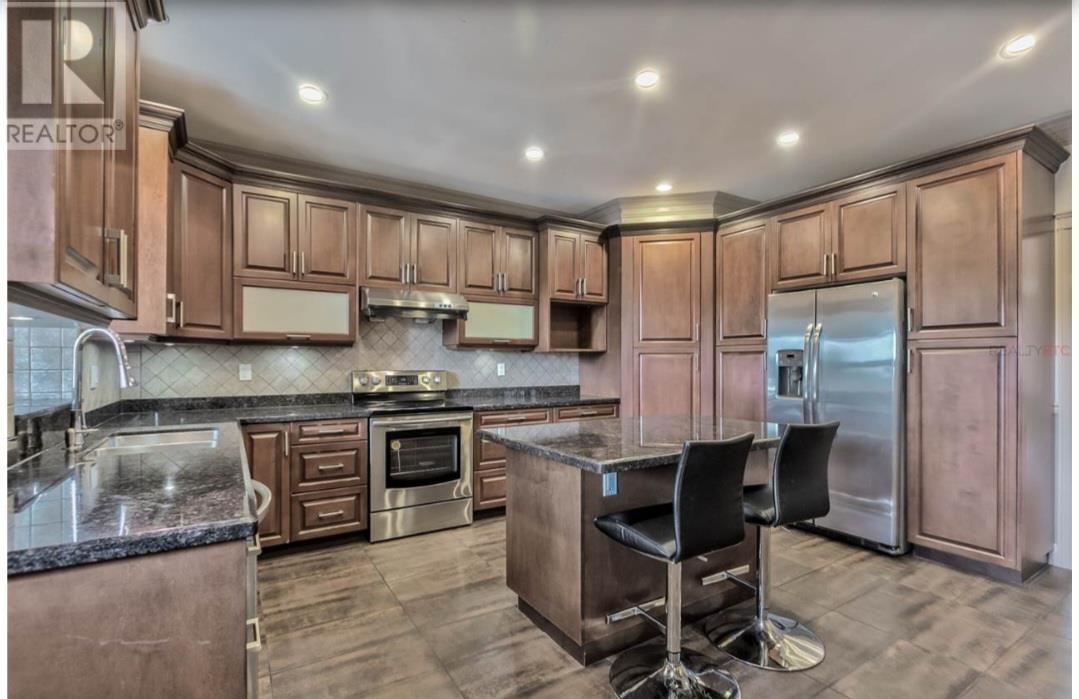 610 Austin Avenue, Coquitlam, British Columbia  V3K 3M8 - Photo 4 - R2950886