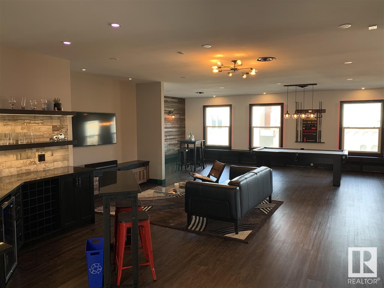 10355 82 Av Nw, Edmonton, Alberta  T6E 1Z9 - Photo 3 - E4052342