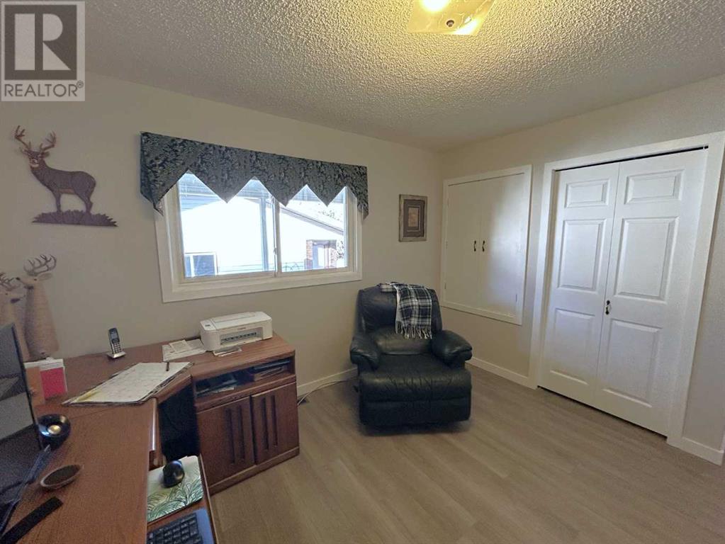 5611 46 Avenue W, Forestburg, Alberta  T0B 1N0 - Photo 31 - A2174150