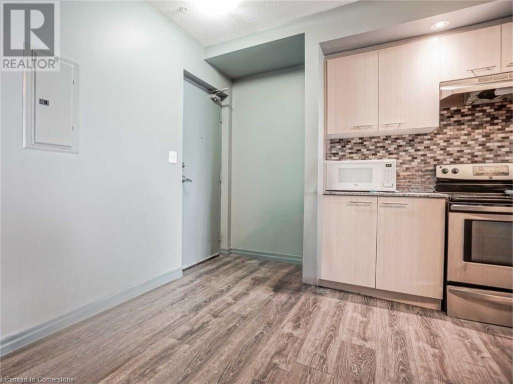 8 Hickory Street W Unit# 1105, Waterloo, Ontario  N2L 3H6 - Photo 6 - 40685740