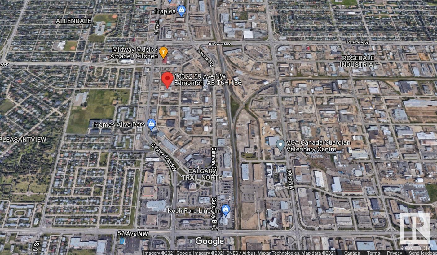 Property at 10372 59 AV NW image 5