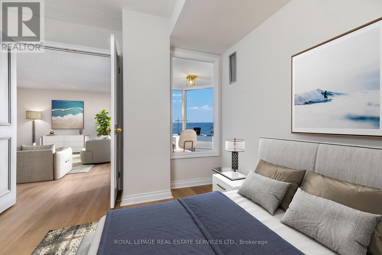 Property at 1605 - 1 PALACE PIER COURT image 4