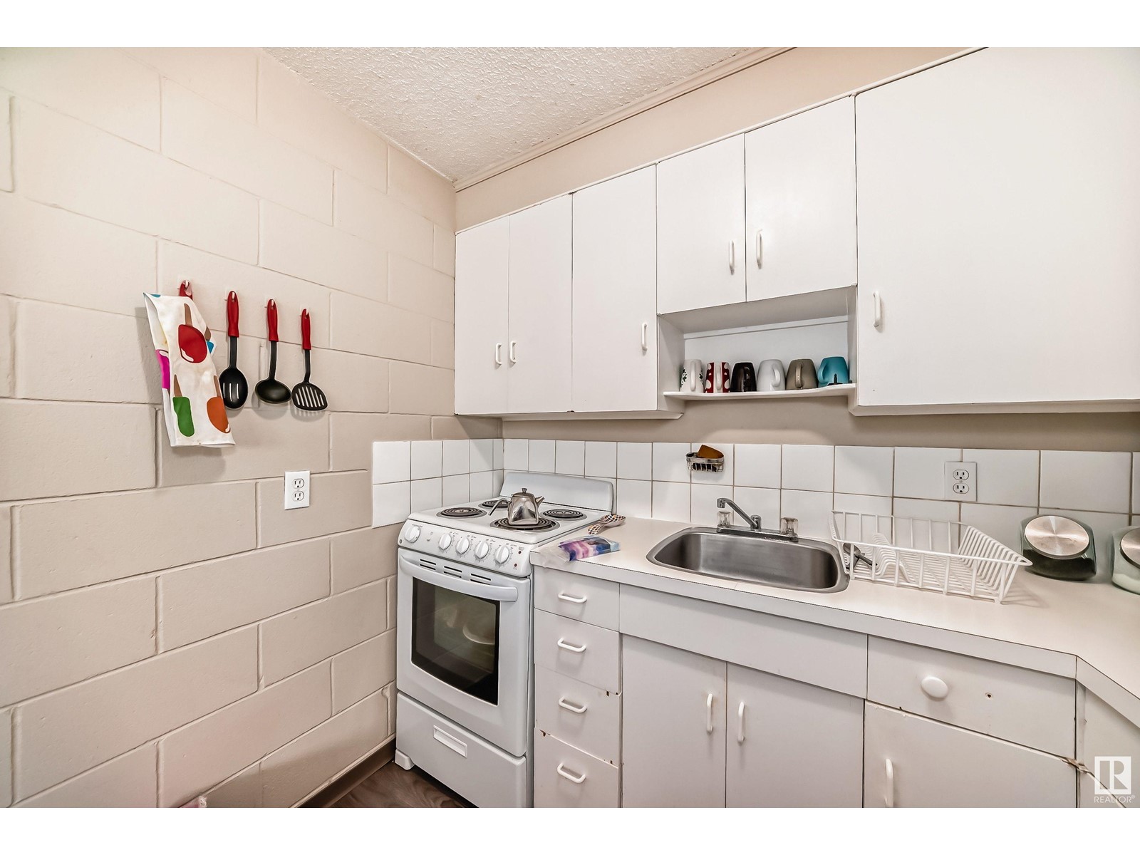 10006 154 St Nw, Edmonton, Alberta  T5P 2G9 - Photo 28 - E4400986