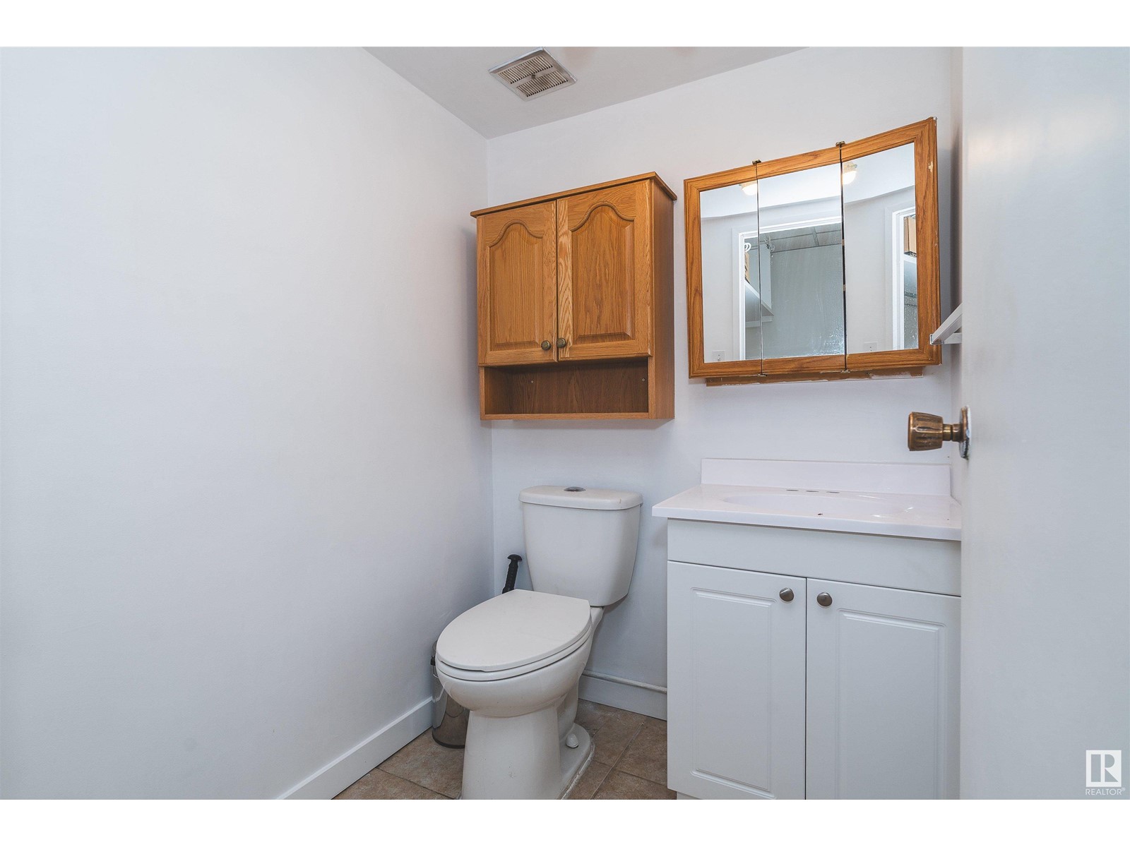 9919 104 St Nw, Edmonton, Alberta  T5K 0Z2 - Photo 5 - E4415303