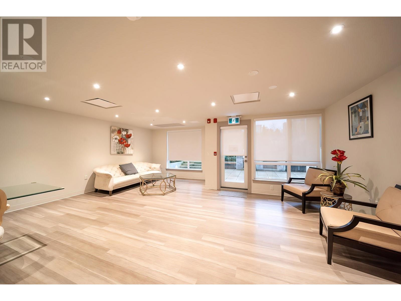 Listing Picture 27 of 34 : 307 8428 PARK ROAD, Richmond / 烈治文 - 魯藝地產 Yvonne Lu Group - MLS Medallion Club Member