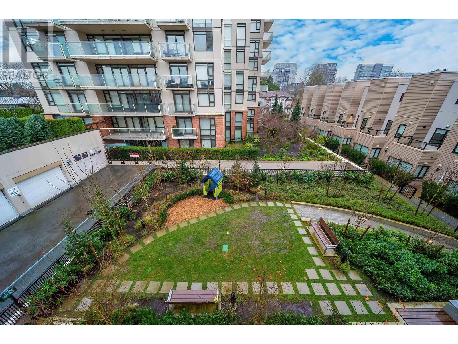 Listing Picture 32 of 34 : 307 8428 PARK ROAD, Richmond / 烈治文 - 魯藝地產 Yvonne Lu Group - MLS Medallion Club Member