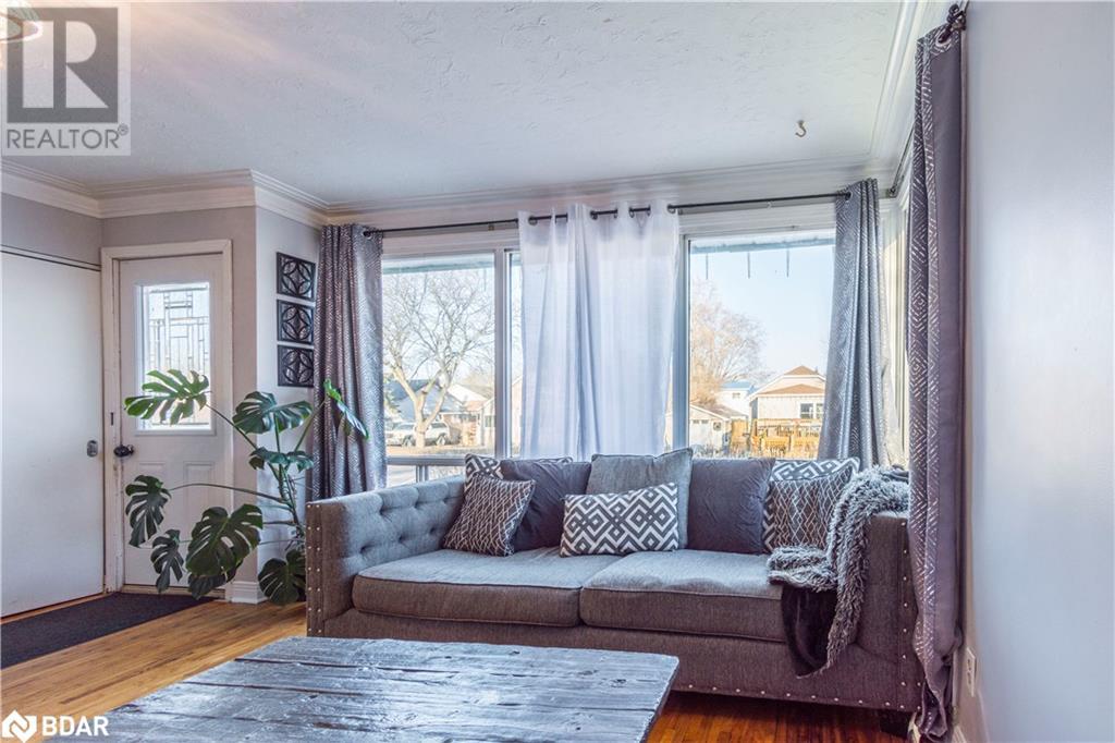 81 Store Street, Quinte West, Ontario  K8V 4H9 - Photo 5 - 40685745