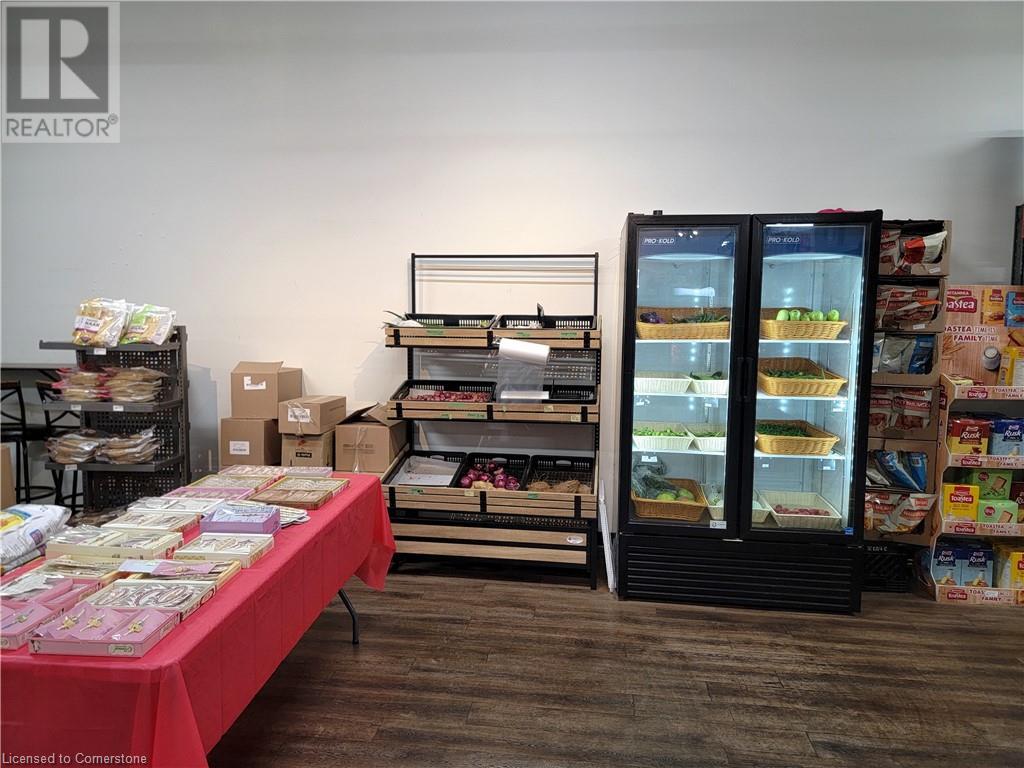 1020 Ontario Street Unit# 7, Stratford, Ontario  N5A 6Z3 - Photo 7 - 40627978