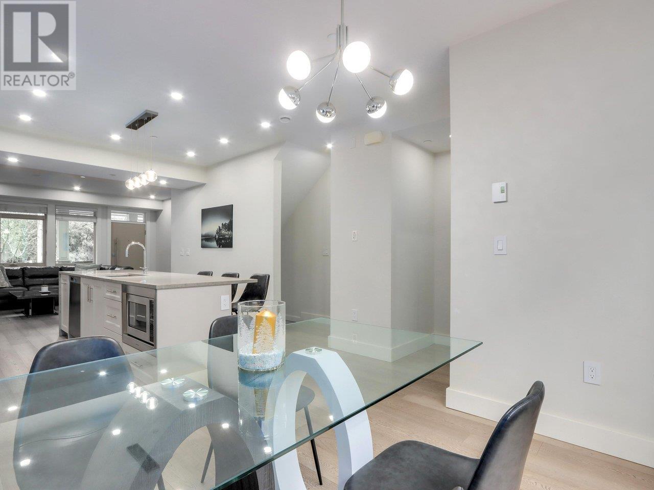 3 115 Queens Road, North Vancouver, British Columbia  V7N 2K4 - Photo 12 - R2932295