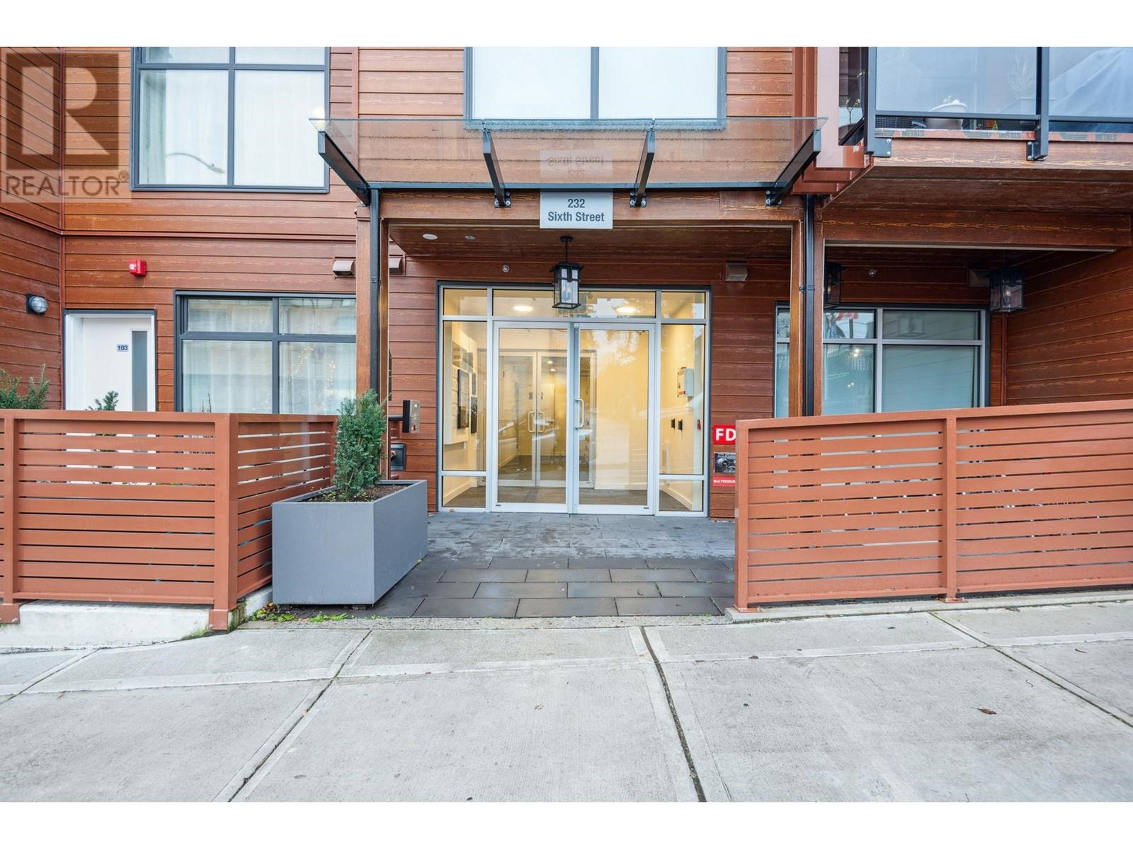 207 232 Sixth Street, New Westminster, British Columbia  V3L 3A4 - Photo 4 - R2950601
