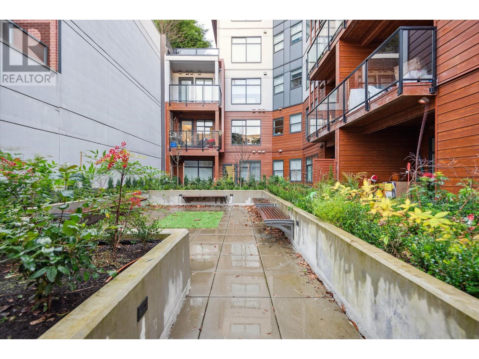 207 232 Sixth Street, New Westminster, British Columbia  V3L 3A4 - Photo 33 - R2950601