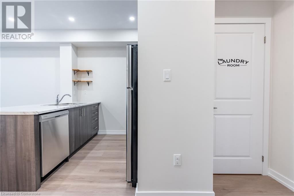 125 Shoreview Place Unit# 205, Stoney Creek, Ontario  L8E 0K3 - Photo 10 - 40685548