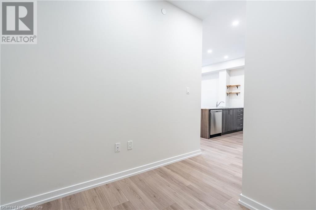 125 Shoreview Place Unit# 205, Stoney Creek, Ontario  L8E 0K3 - Photo 9 - 40685548