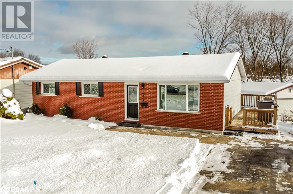 2 WALKER Avenue, Orillia, Ontario