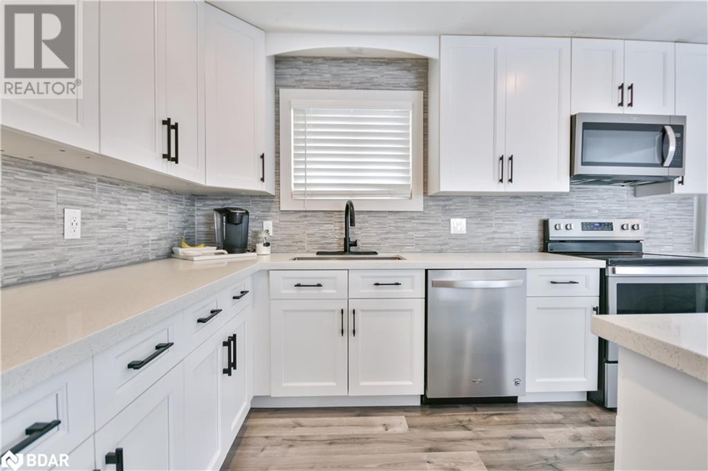 2 Walker Avenue, Orillia, Ontario  L3V 6G7 - Photo 14 - 40683147